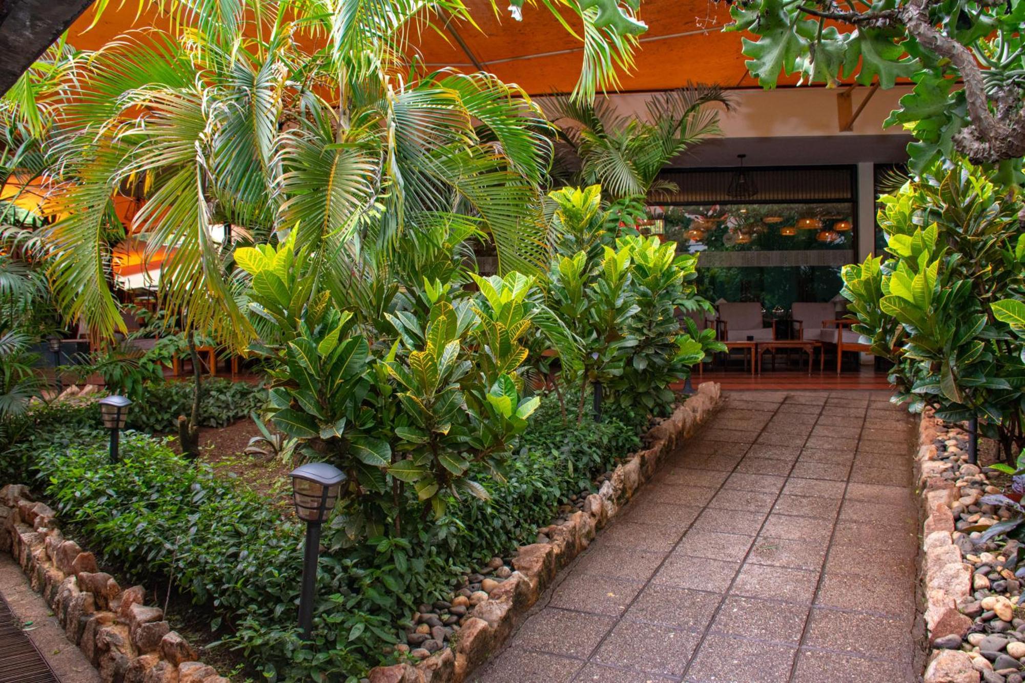 Hotel Boulevard Nairobi, City Centre Cbd Exterior photo
